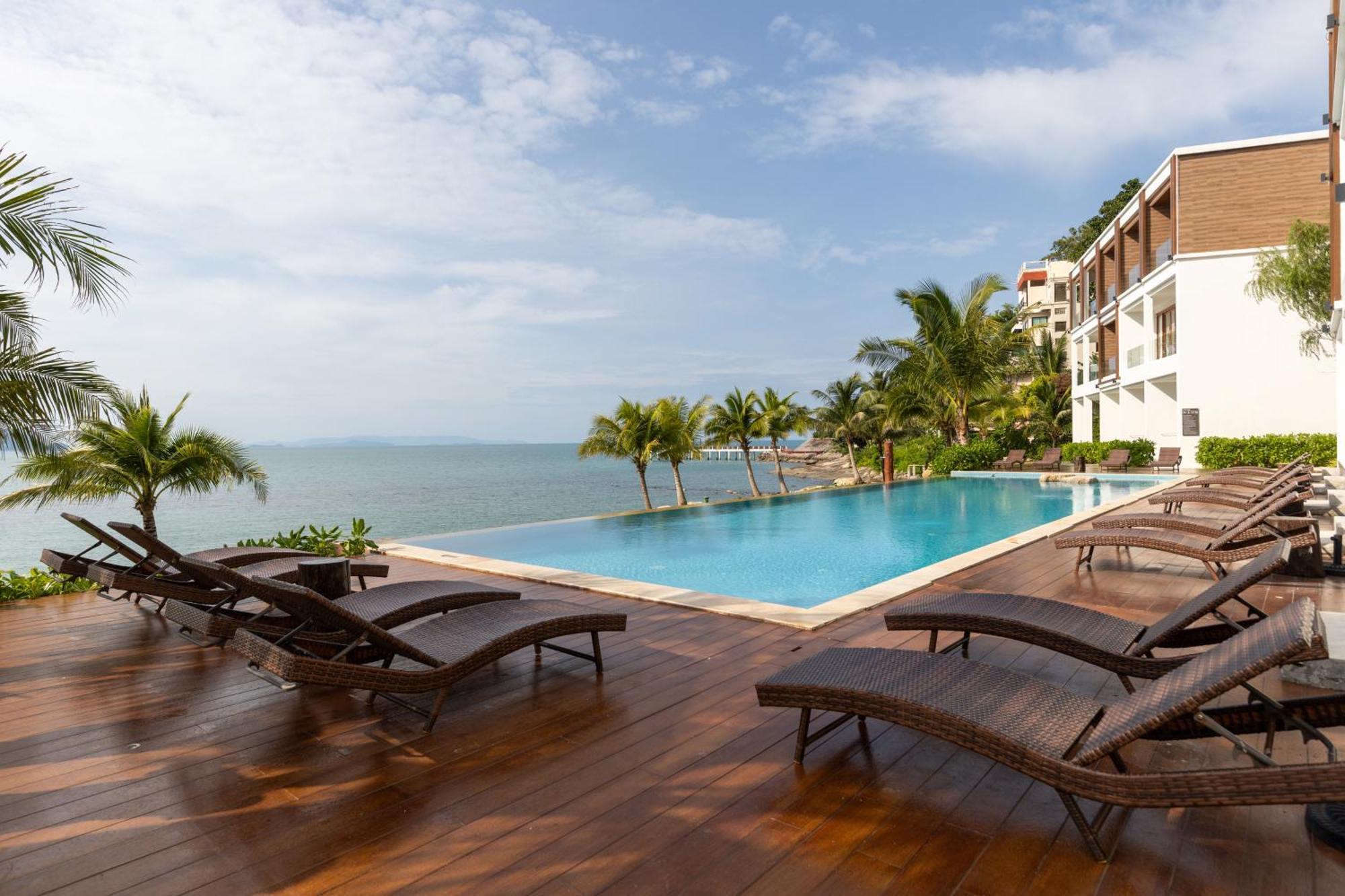 X-Sea Khanom Harbor Bay Resort Dış mekan fotoğraf